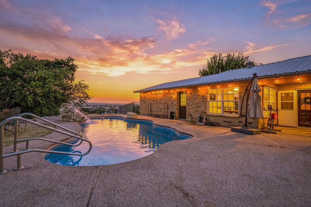 5351 Upper Denton Road, Weatherford