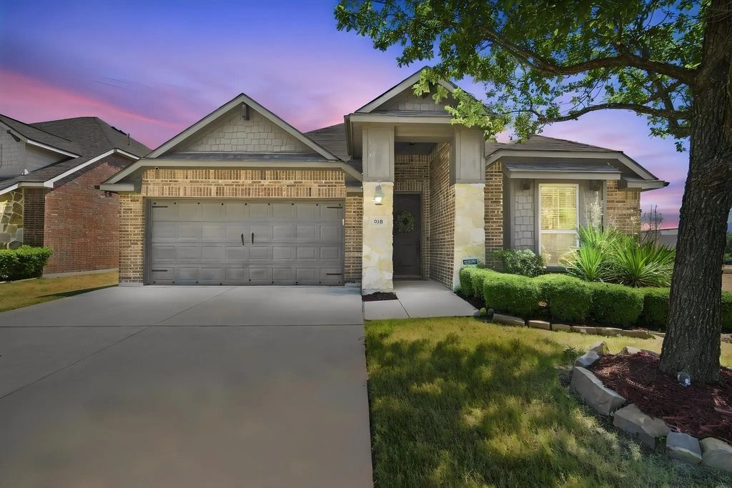 910 Westminster Drive, Midlothian