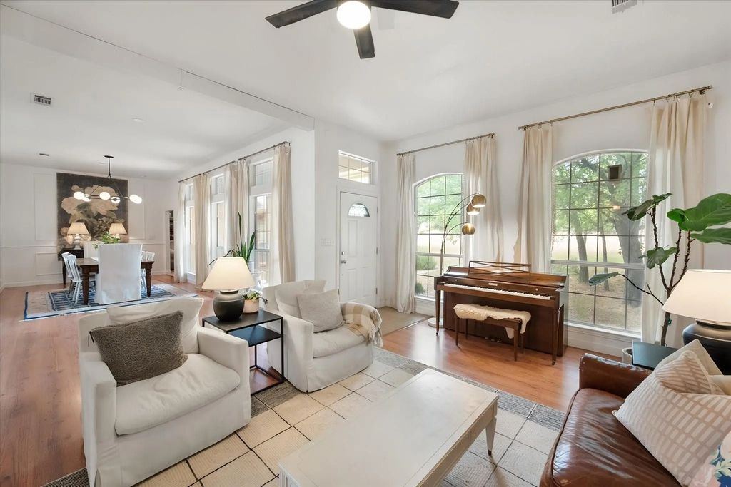 215 Red Baron Drive, Rhome