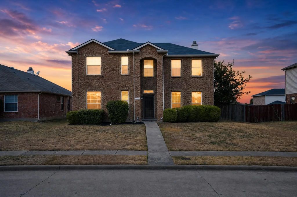 1213 Spring Water Drive, Lancaster
