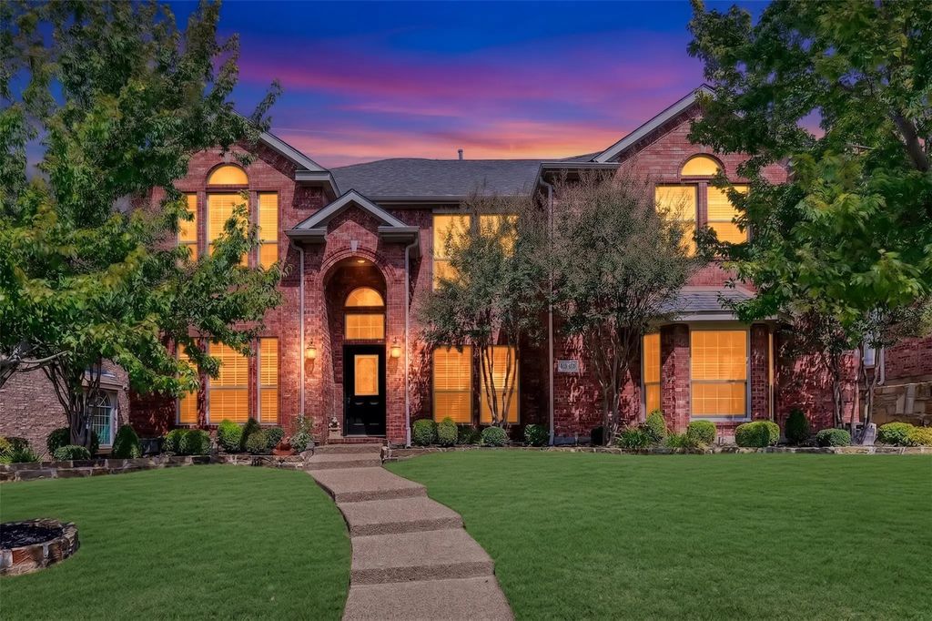 1548 Kings View Drive, Frisco