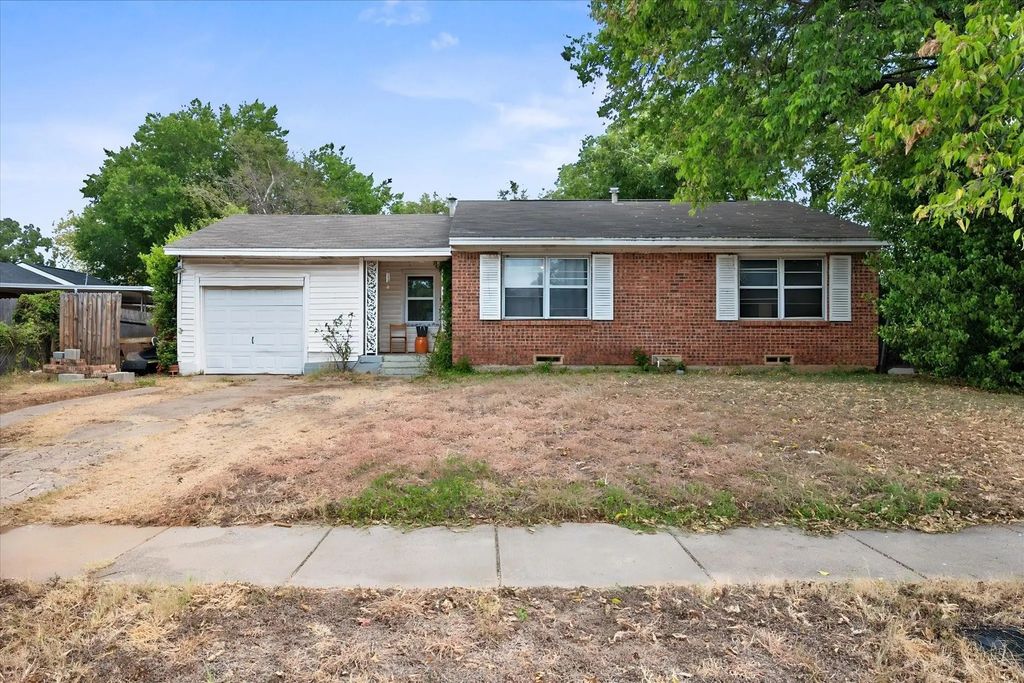 1405 Grace Street, Arlington