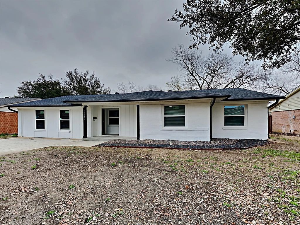 14036 Stardust Lane, Farmers Branch