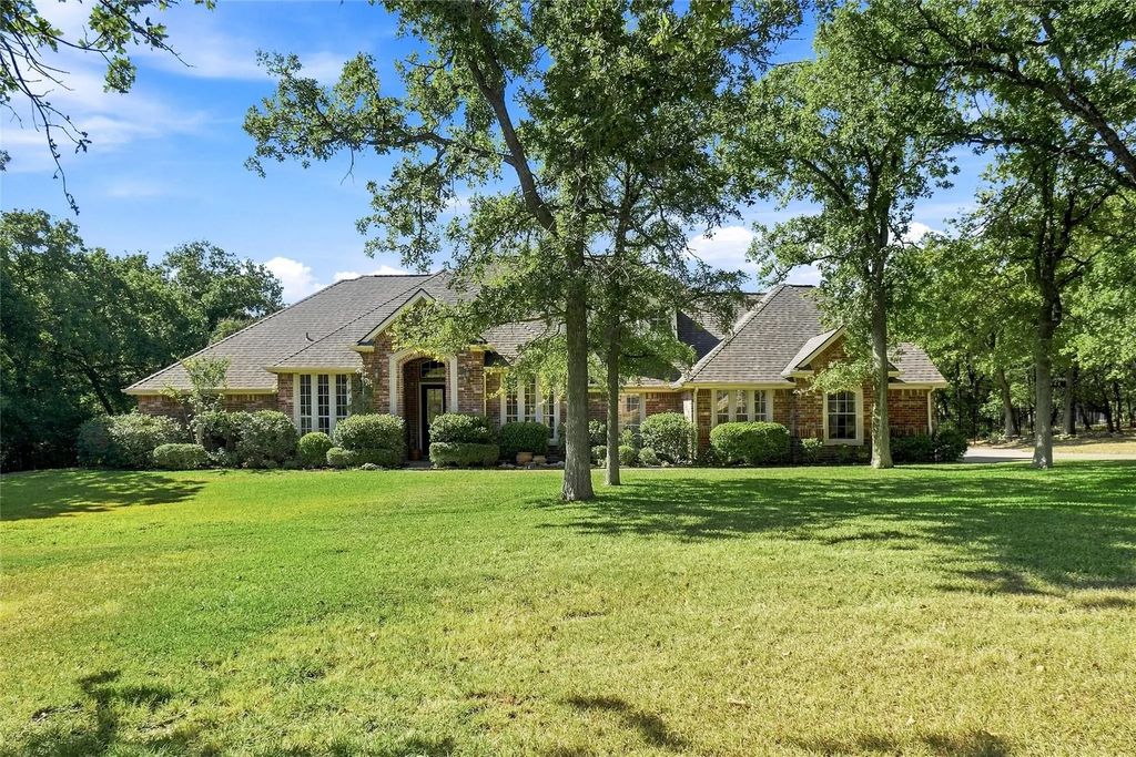676 Boling Ranch Road, Azle