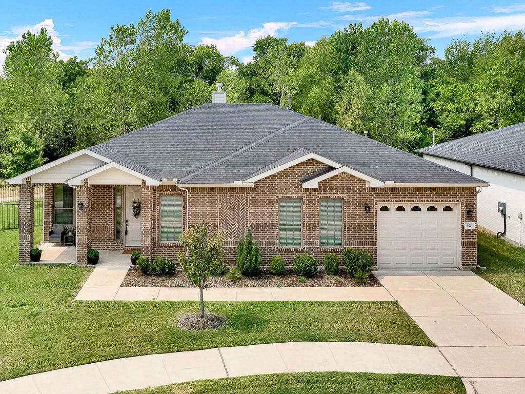 805 Hearthside Way, McKinney