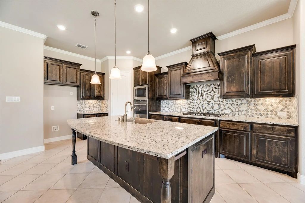 4304 Caney Creek Circle, Celina