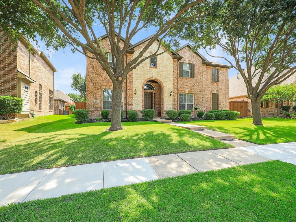 2113 Sandy Creek Drive, Frisco