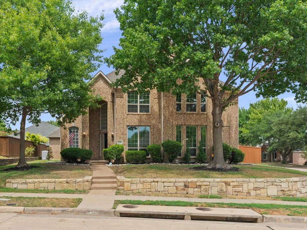 1200 Wills Point Drive, Allen