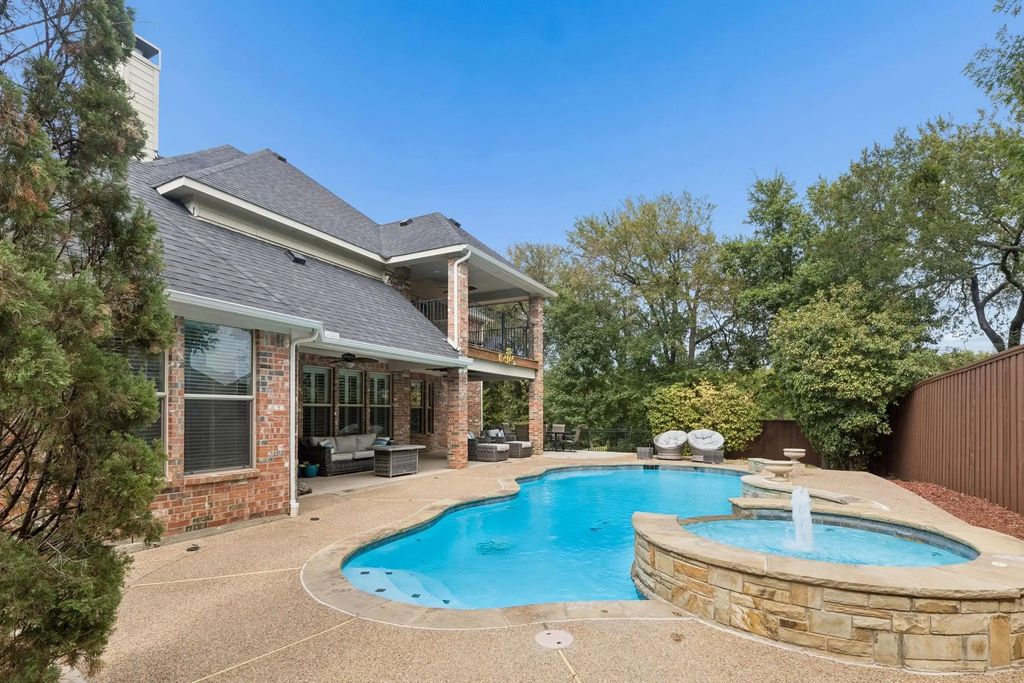 6328 Creek Bluff Court, Sachse