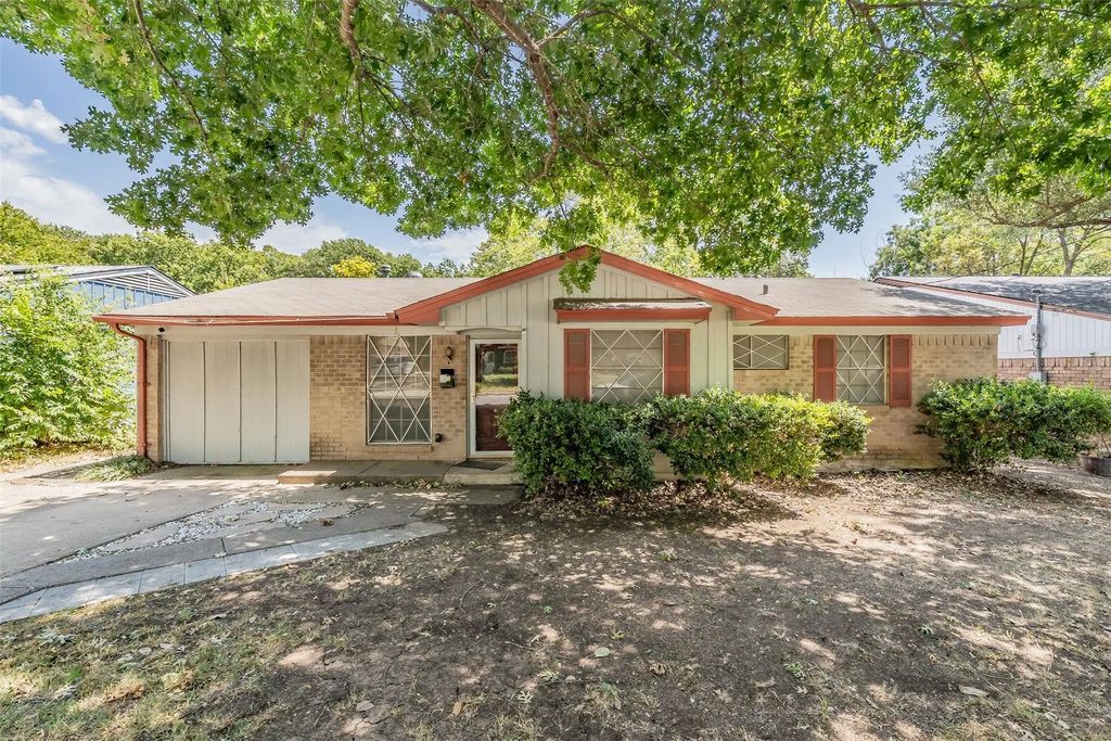 1346 Winding Trail, Duncanville