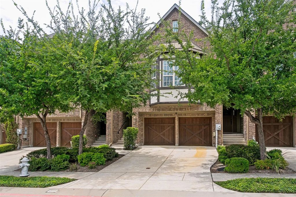 2662 Sherwood Drive, Lewisville