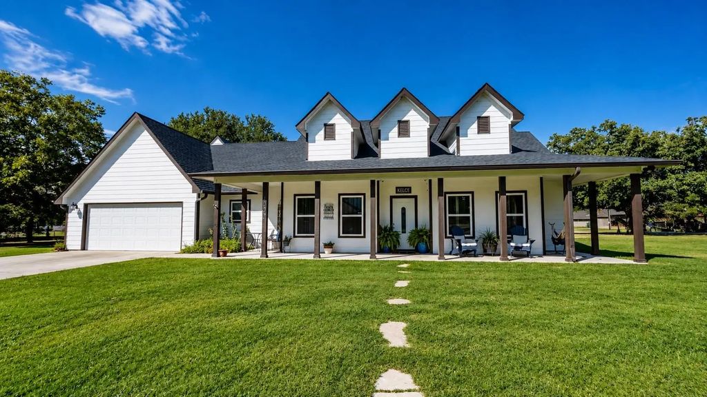 4000 Sioux Court, Granbury