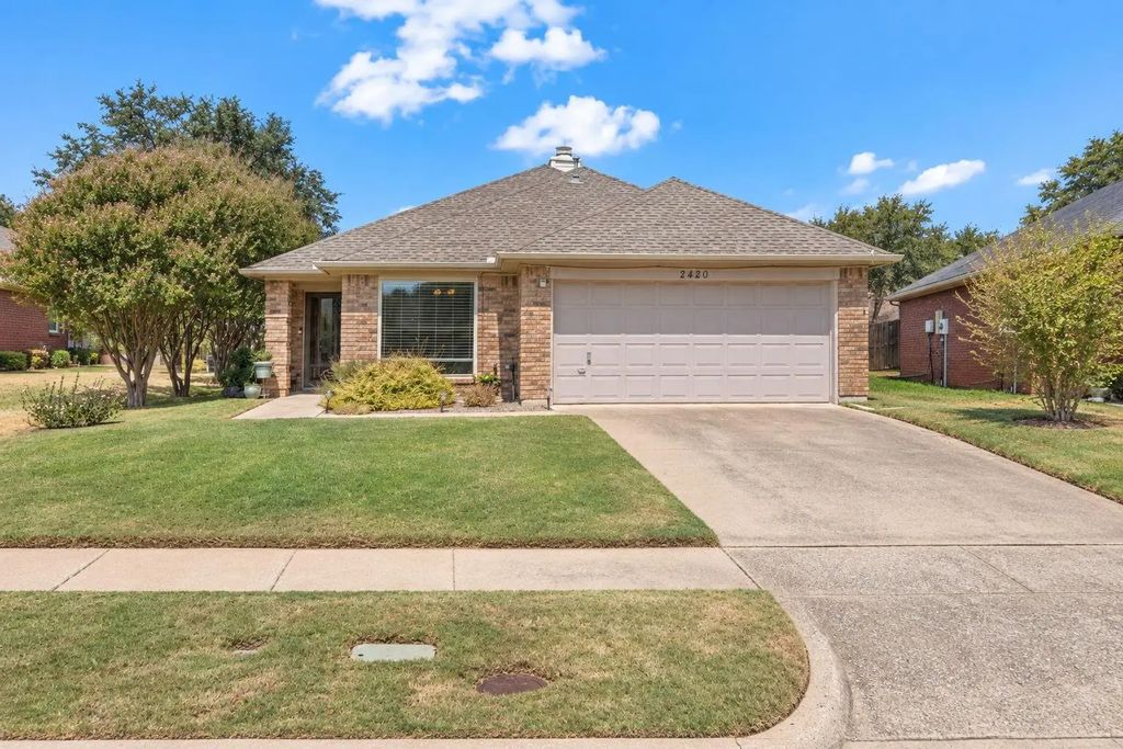 2420 Oakcrest Drive, Garland