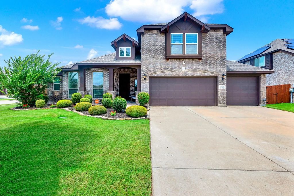 6300 Sudbury Lane, Mesquite
