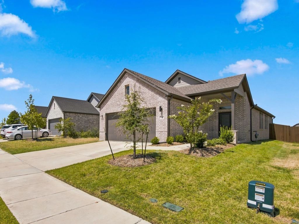 1157 Butterfly Dale Drive, Lavon