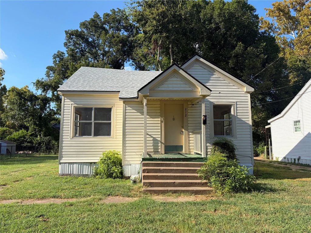 212 E Elmwood Street, Shreveport