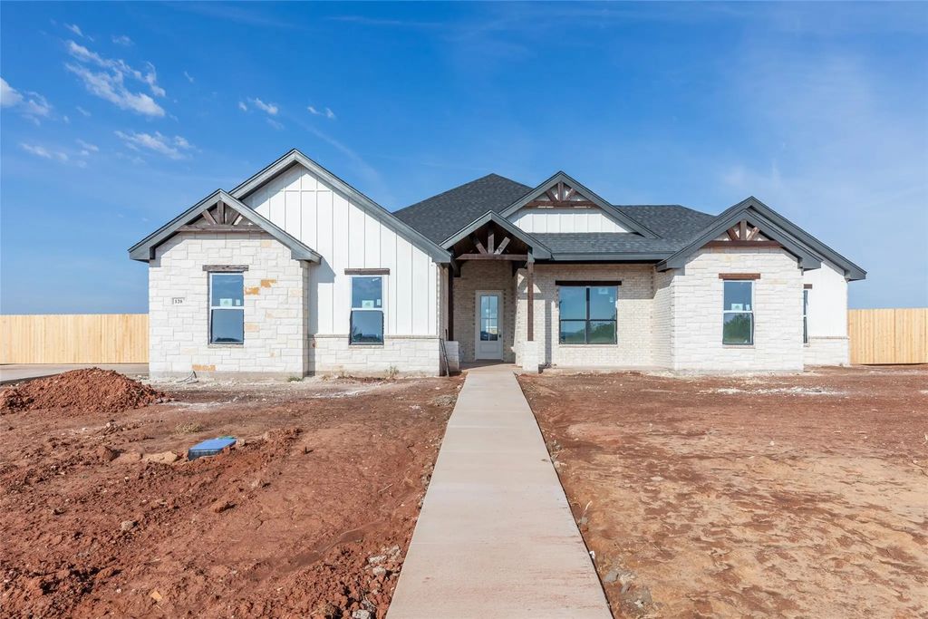 120 Indian Ridge, Tuscola