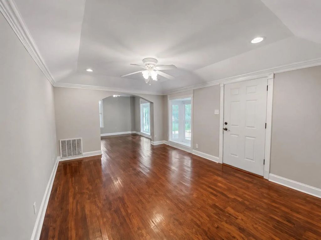 3846 Davila Drive, Dallas