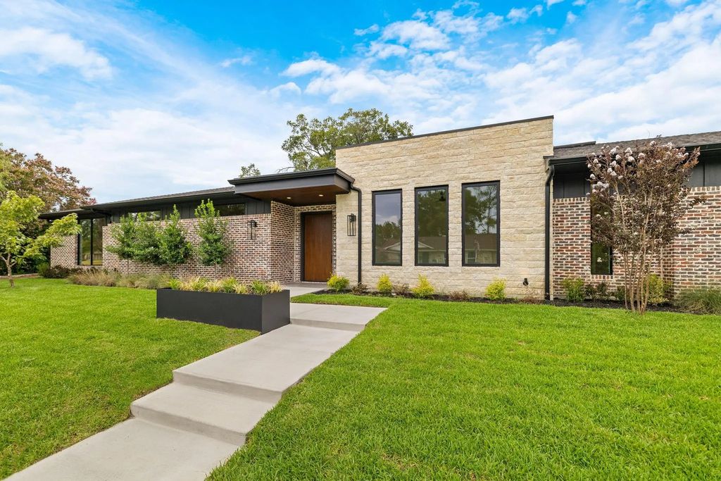 3333 Arawak Place, Farmers Branch