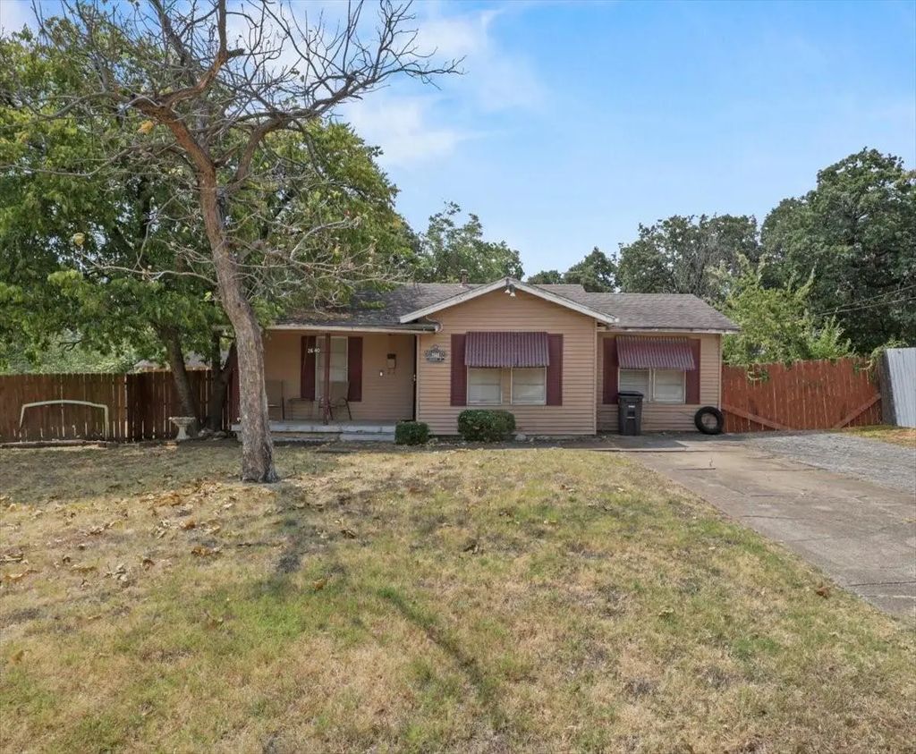 2640 Pioneer Street, Fort Worth