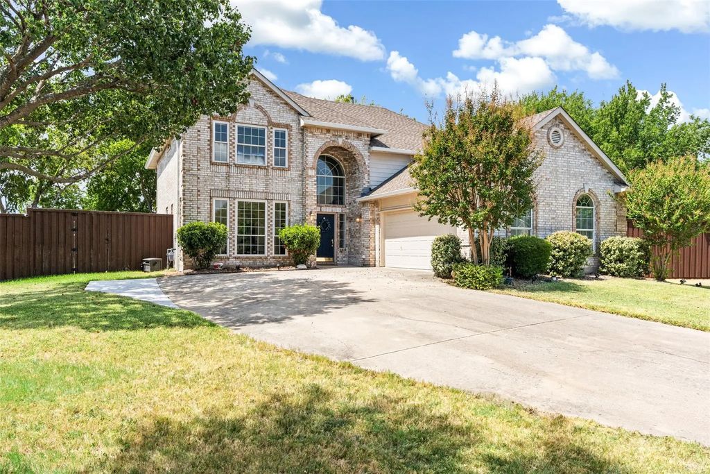 1702 Leander Court, Allen