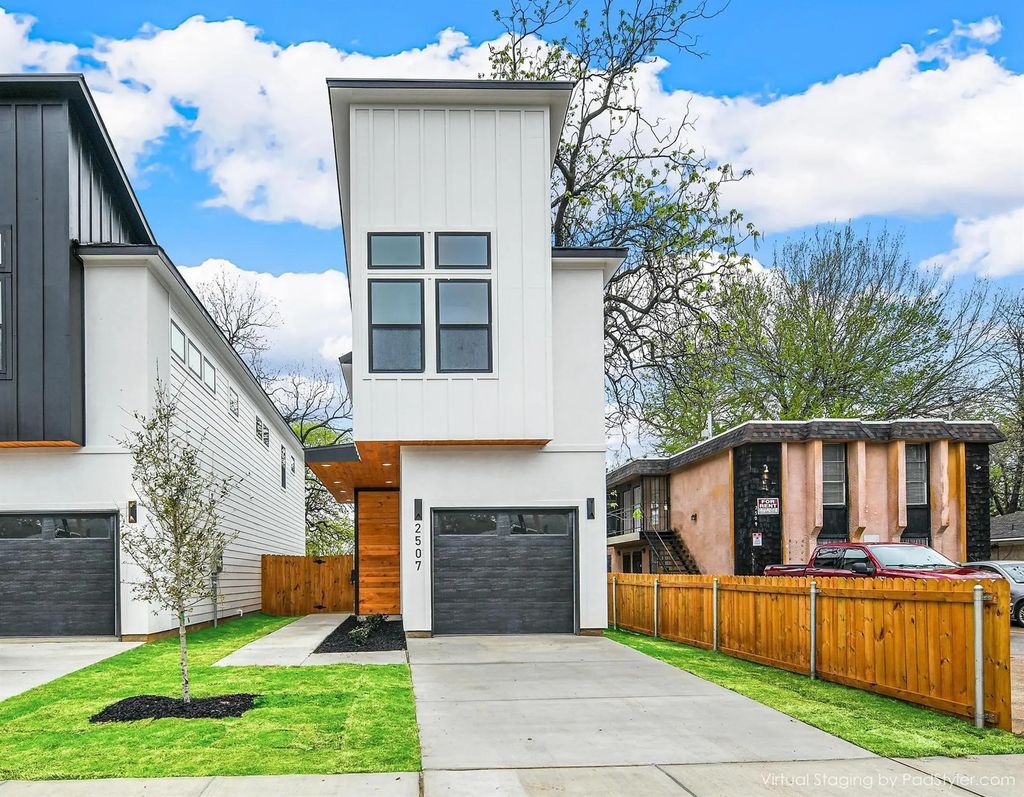 2507 Birmingham Avenue, Dallas