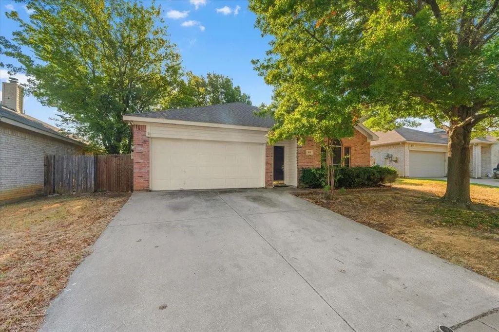 3933 Parkhaven Drive, Denton