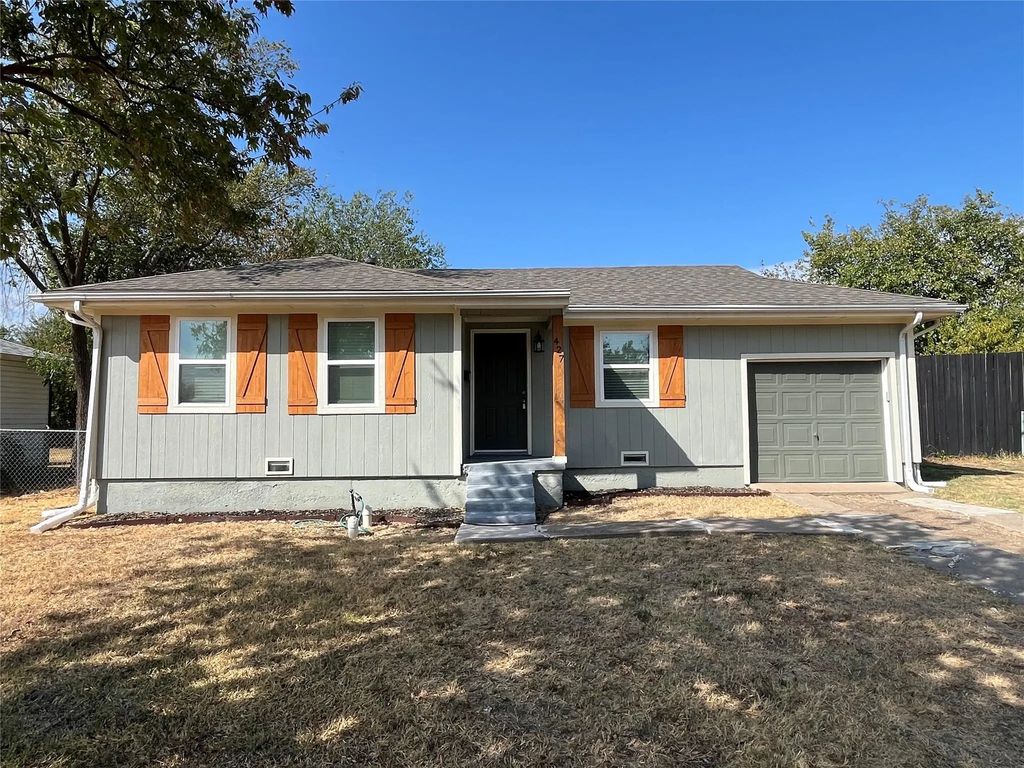 427 Ne 38th Street, Grand Prairie