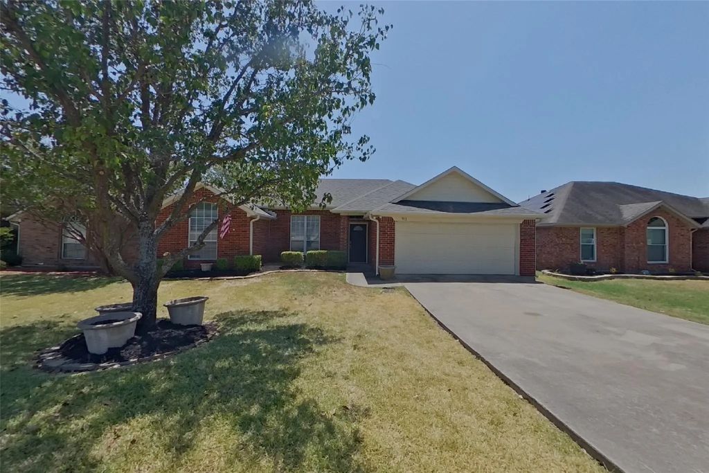 913 Brookhaven Drive, Royse City