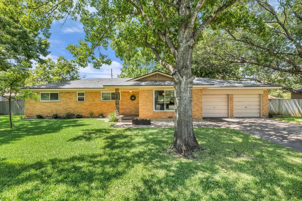 508 Bellaire Drive, Woodway