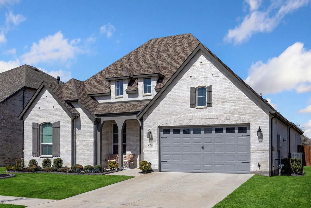 445 Lost Creek Trail, Waxahachie