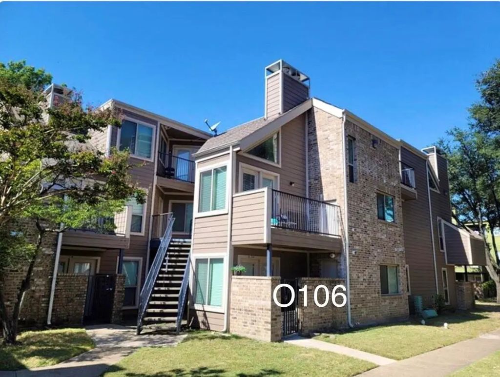 9829 Walnut Street O106, Dallas
