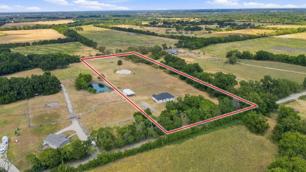 1350 County Road 4040, Ector
