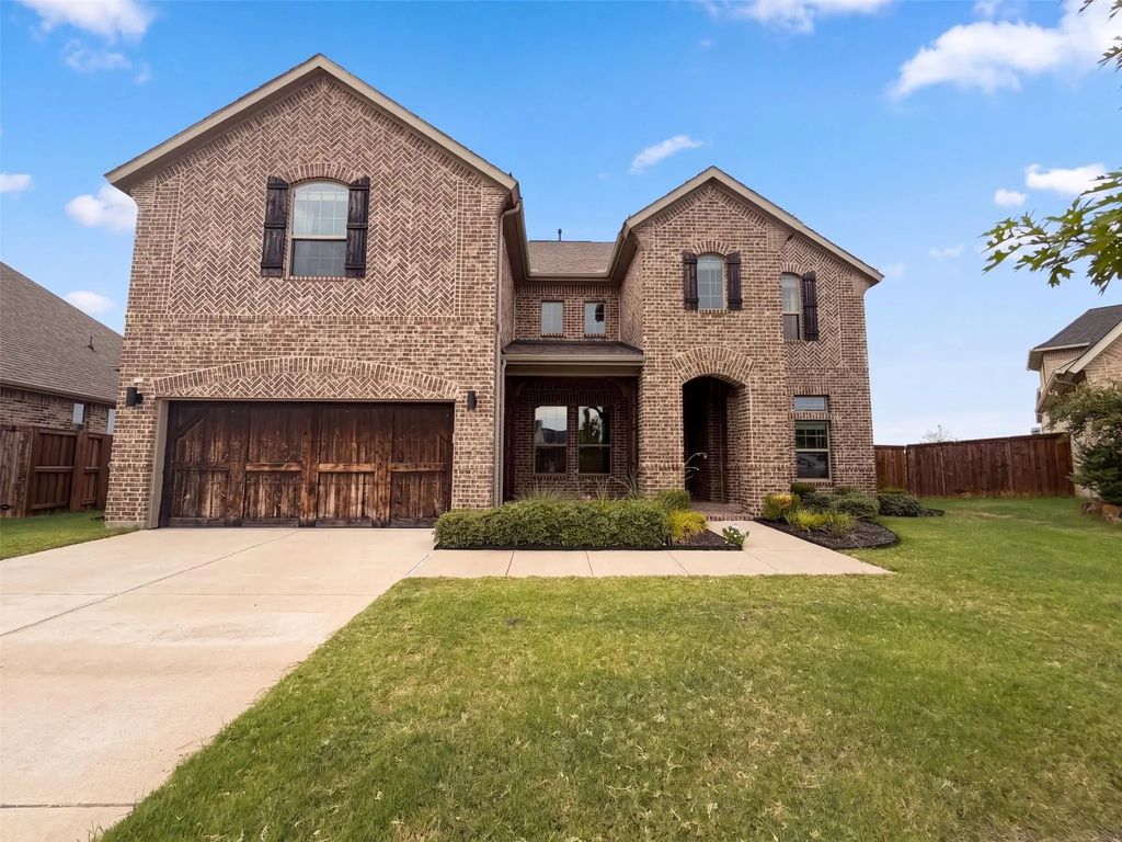 817 Shallow Creek Way, McKinney