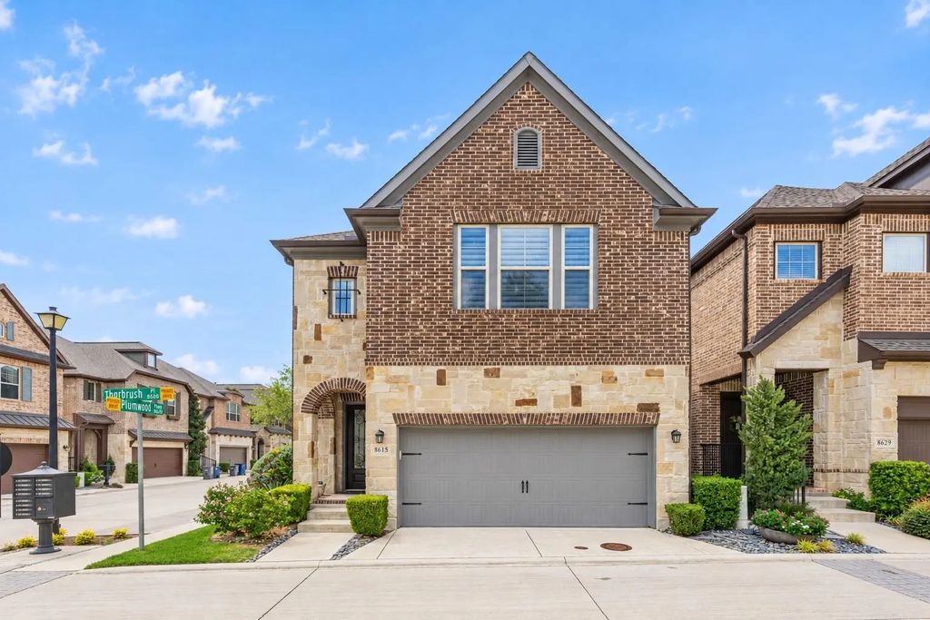 8615 Thorbrush Place, Dallas