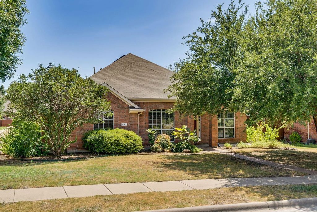 9761 Snowberry Drive, Frisco