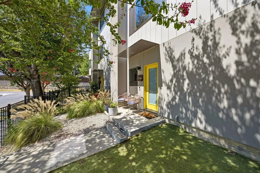 2630 Calvin Street 101, Dallas