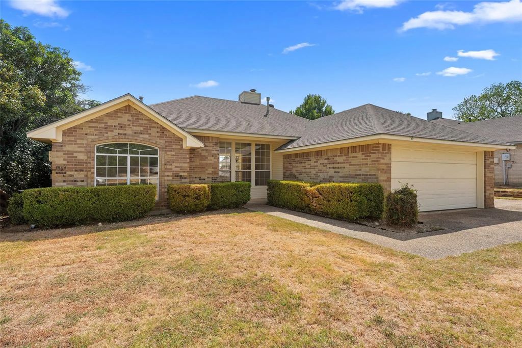 419 Strata Drive, Denton