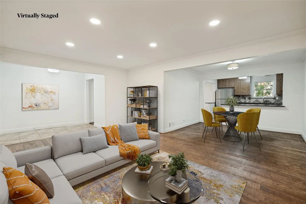 5818 E University Boulevard 138, Dallas