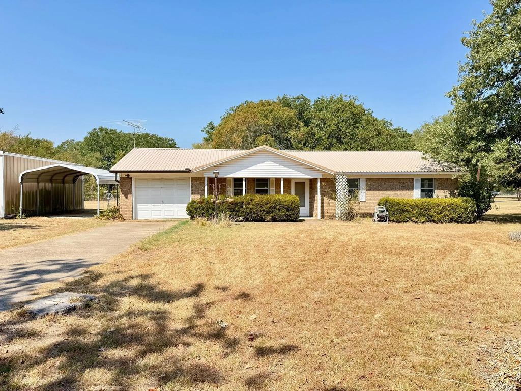 631 Welch Lane, Gun Barrel City