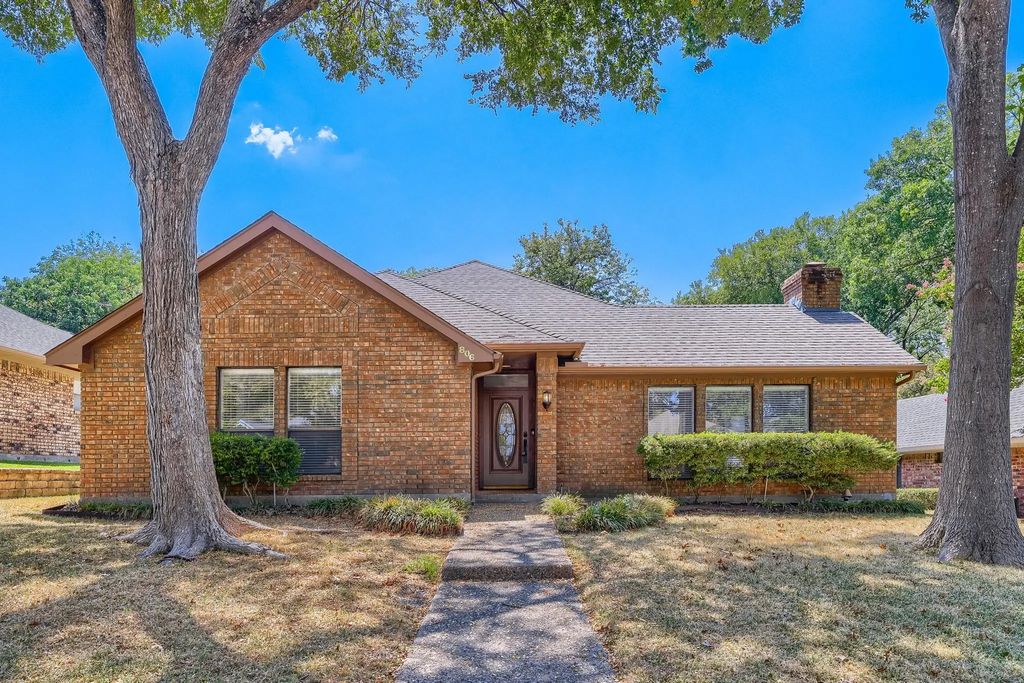 806 Royal Birkdale Drive, Garland