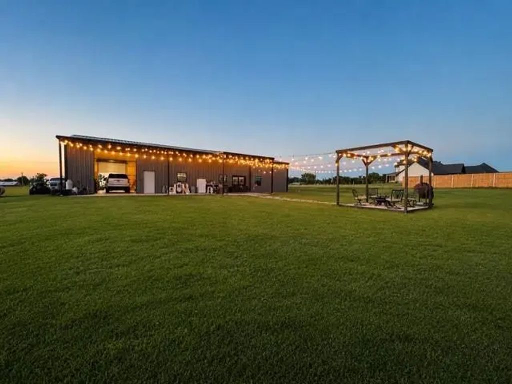 12093 County Road 152 W, Bullard