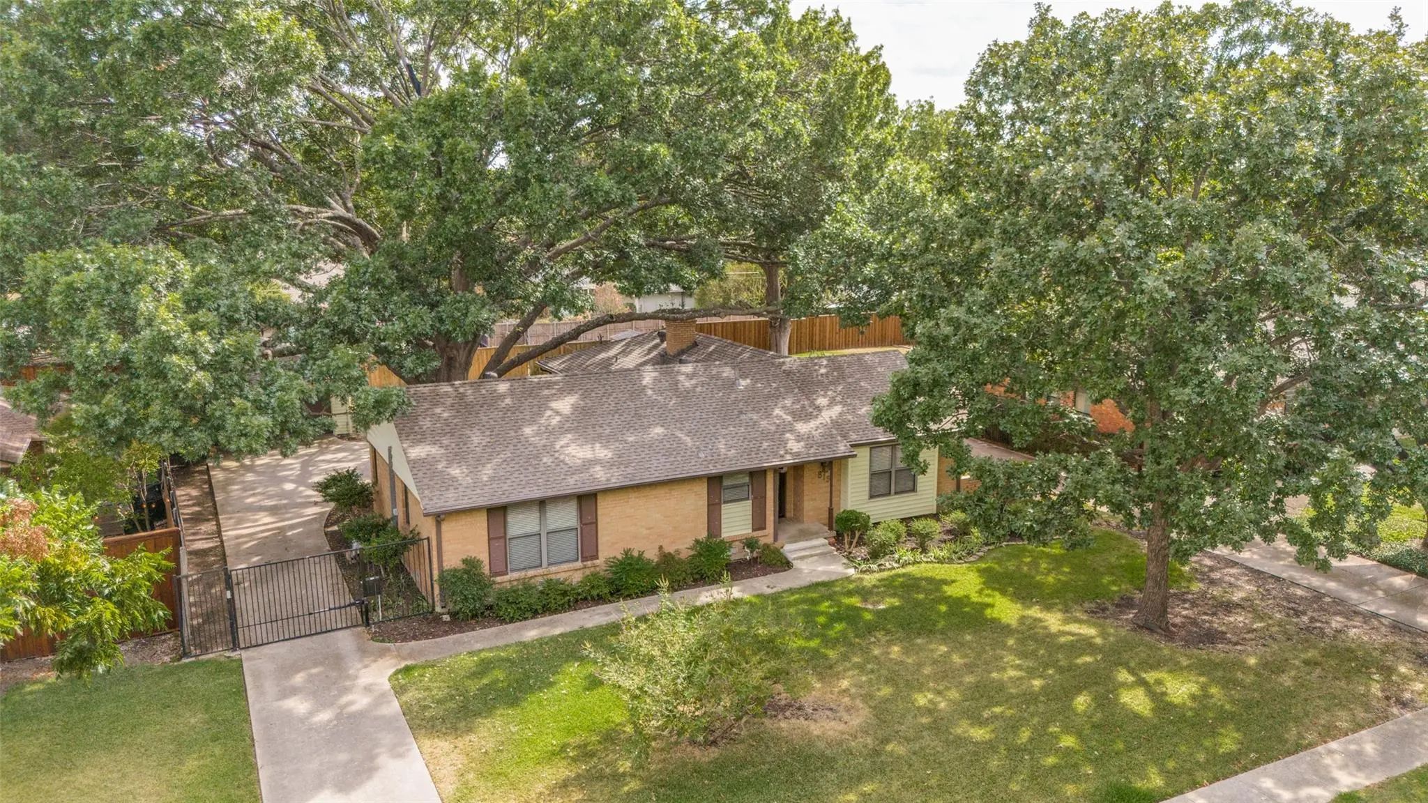 Photo of Listing #21372799