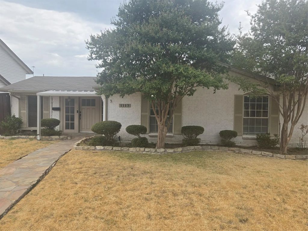 1117 Mill River Drive, Garland