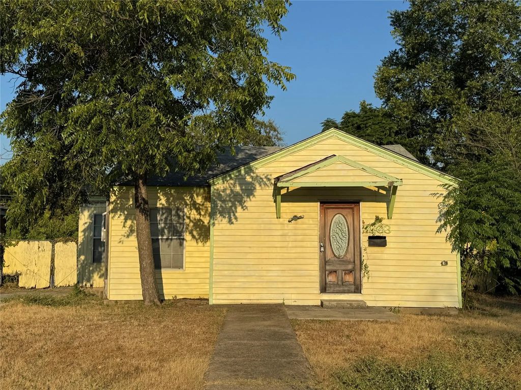3203 Runnels Street, Fort Worth