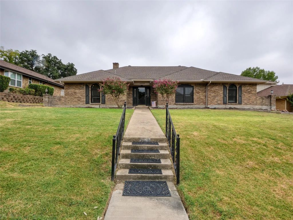 1409 Sun Valley Drive, Garland