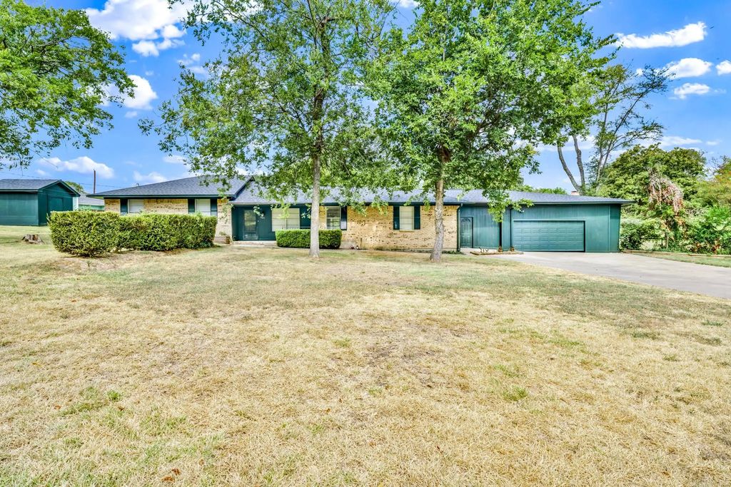 15651 Watson Drive, Kemp
