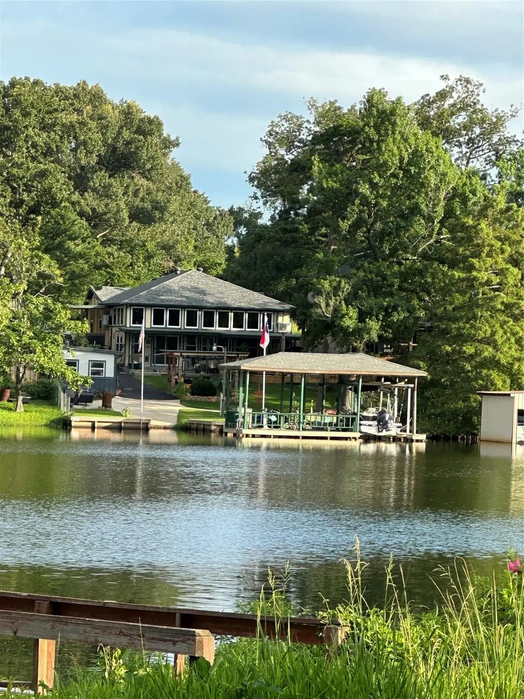 1776 County Road 2270, Mineola