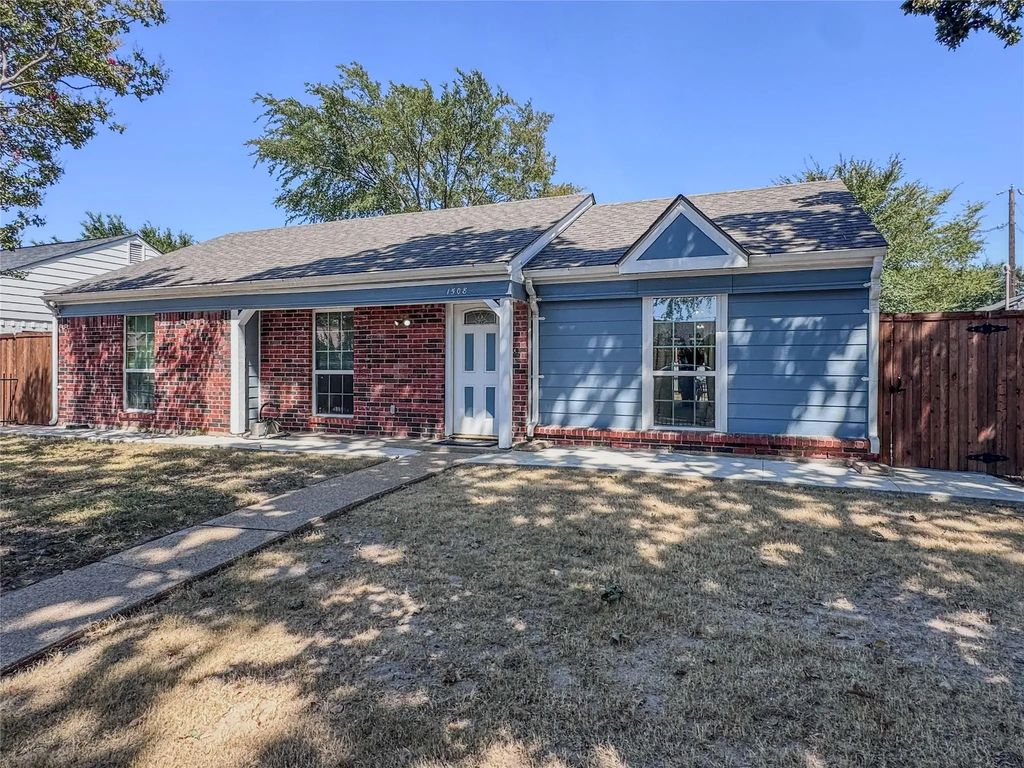 1508 Pocono Trail, Dallas