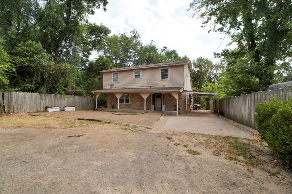 3572 State Highway 110 N, Tyler